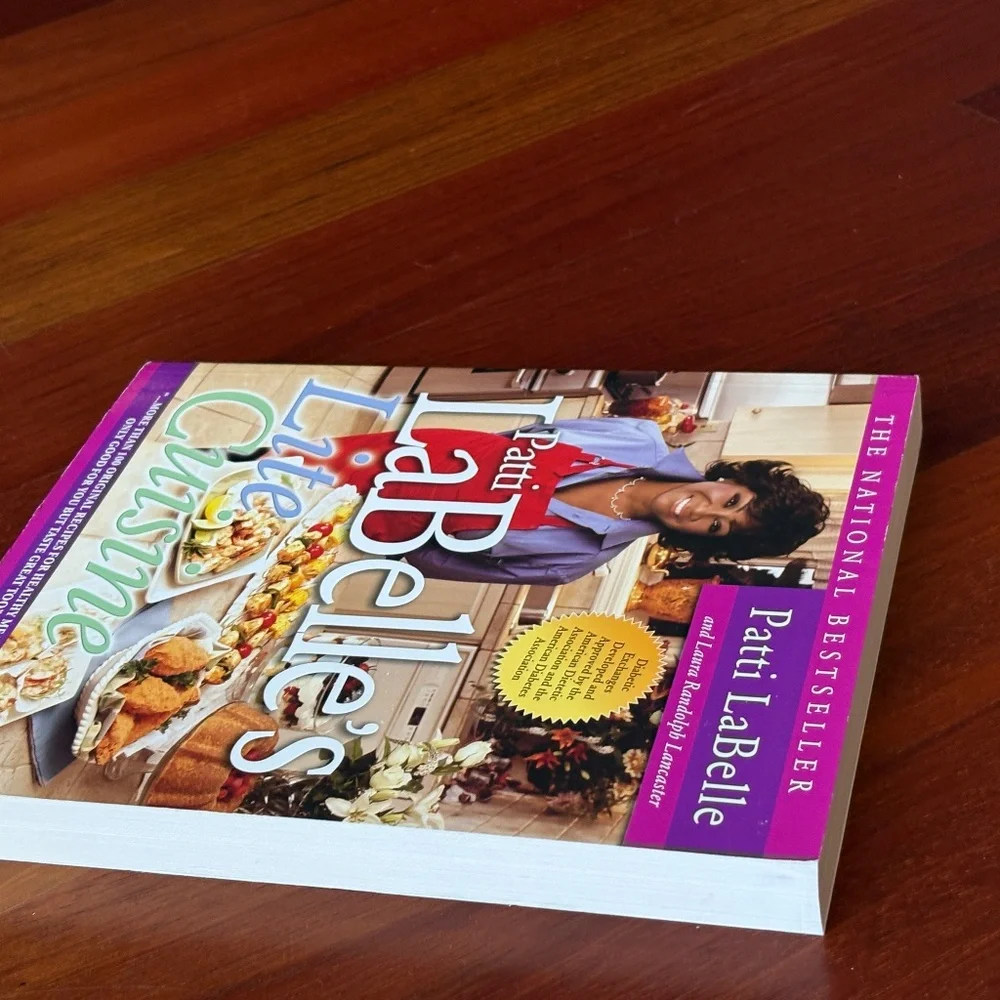 Lite Cuisine Cookbook by Patti Labelle